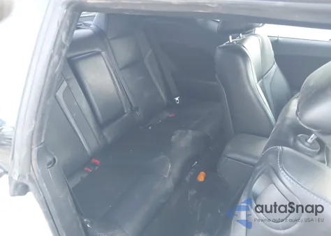 2015 Dodge Challenger R/T z USA, uszkodzony, nr VIN 2C3CDZAT1FH906374